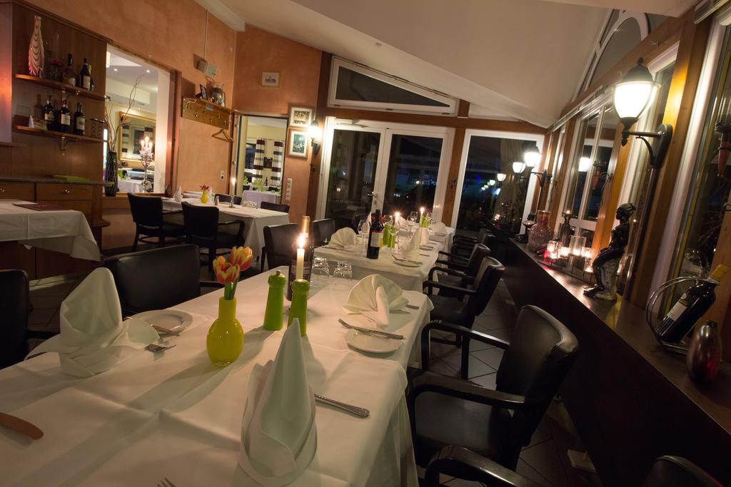 Hotel Parqeo Im A66 Gelnhausen Exterior photo